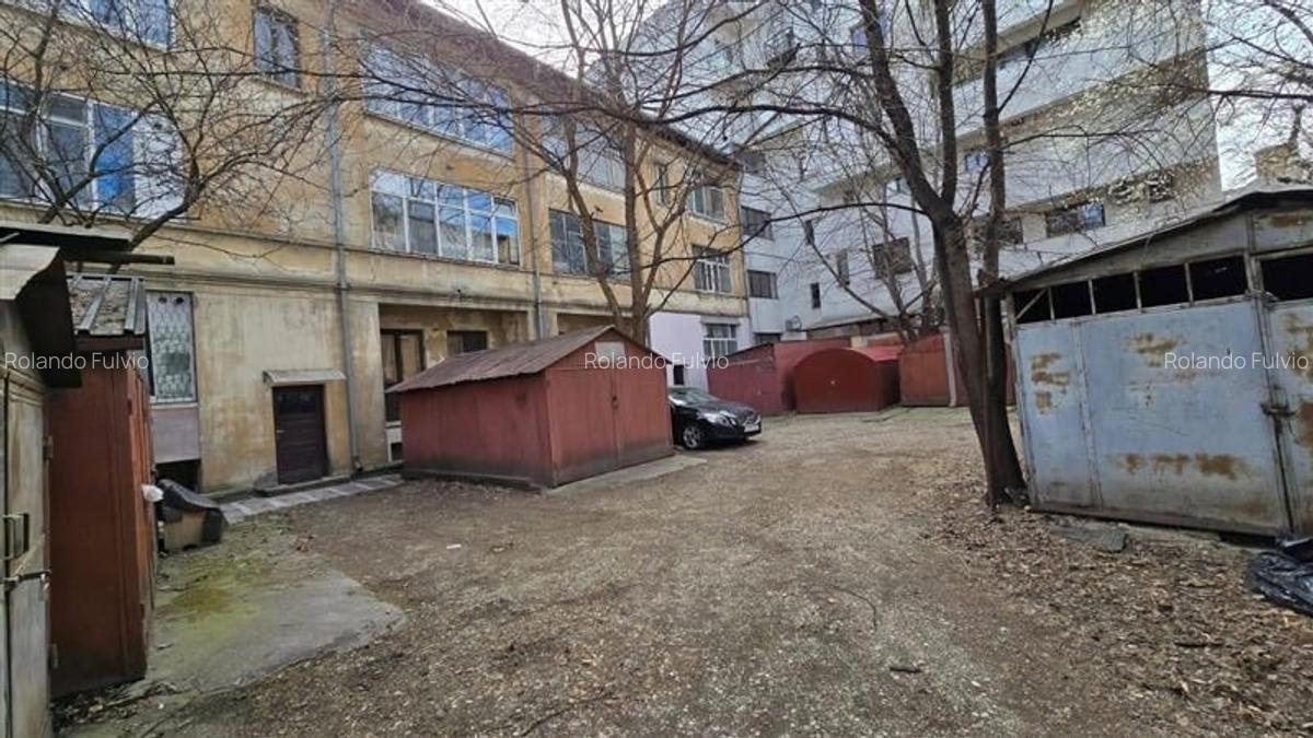 Vanzare apartament 3 camere Dorobanti, cu garaj si centrala - 1