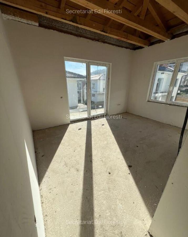 DUPLEX cu 4 camere de vanzare Floresti zona Catanelor - 6