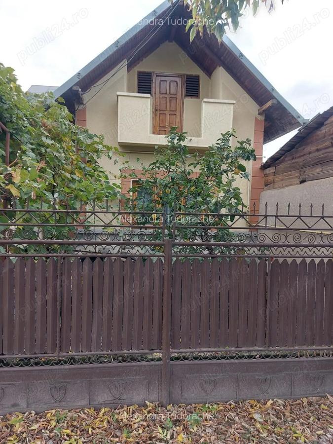 Vanzare casa si teren - Targoviste, zona Calea Bucuresti - 1