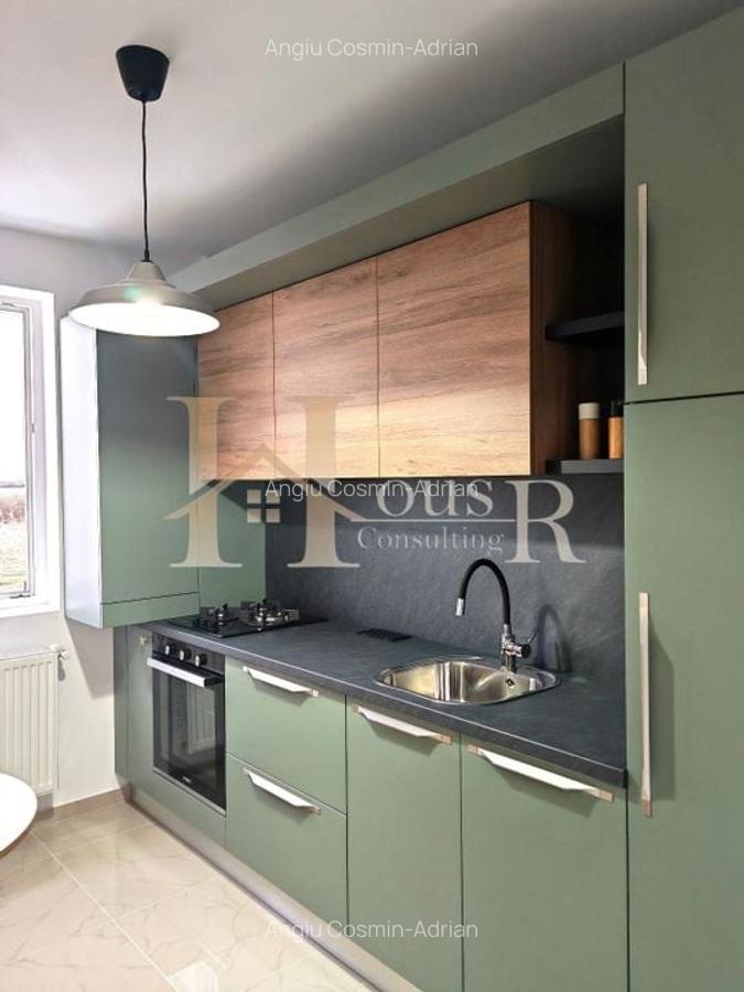 Etajul 1. Bucatarie inchisa. Mobilier si electrocasnice de calitate superioara. - 8