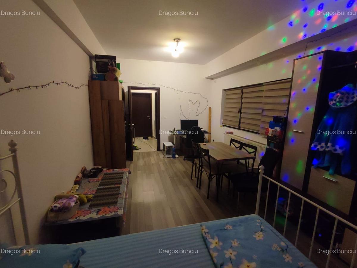 Apartament 2 camere decomandat ca in poze - 4