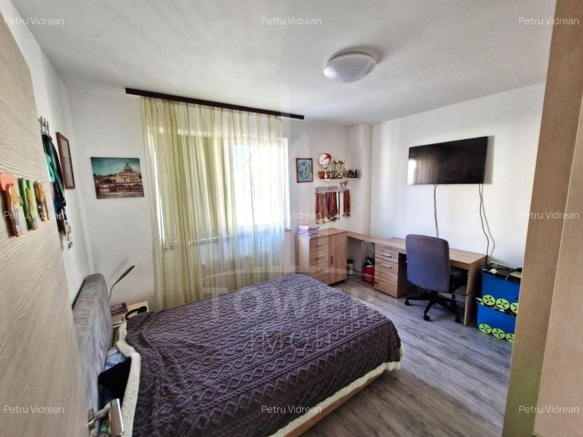 Apartament cu 3 camere - Frunzei - 4