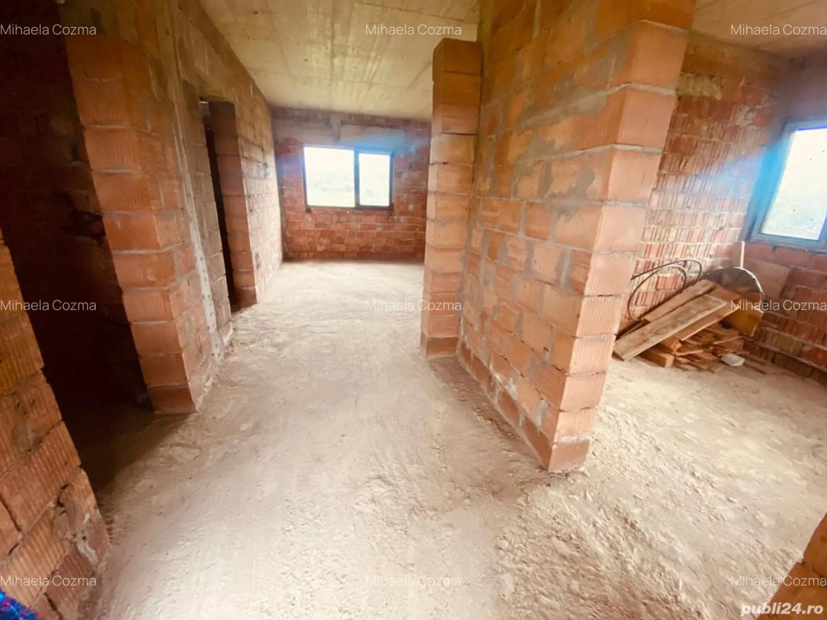 Vand vila la ro?u la 4 km de Roman - 3