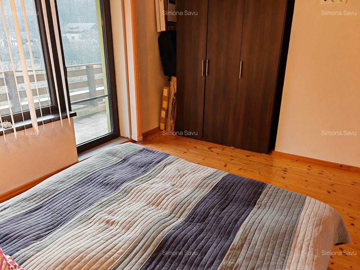 Casa 4 camere libera la vanzare, pozitie deosebita VULCAN - 15