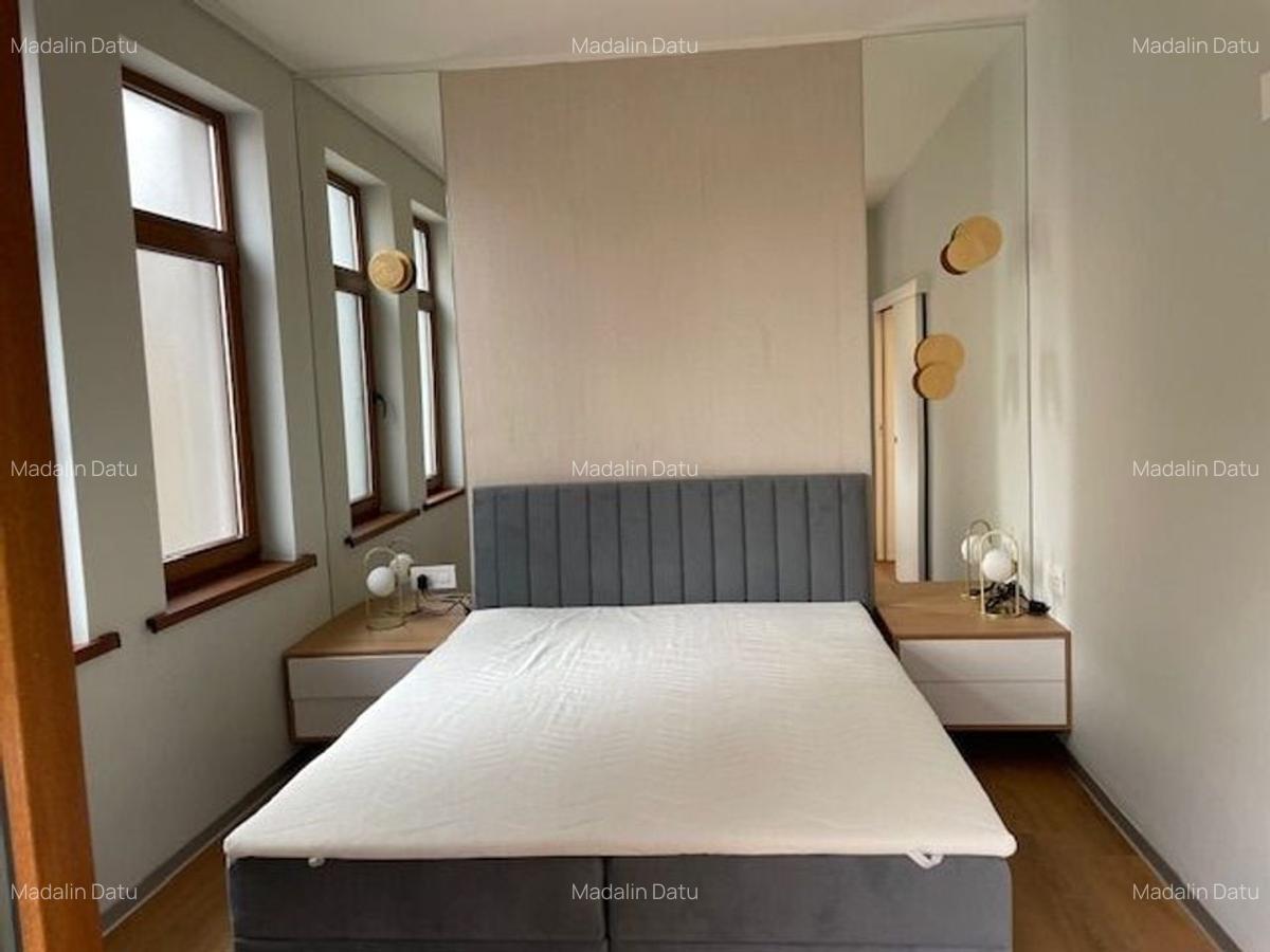 Prima Inchiriere:Str. Paris-Dorobanti Capitale,et.1 - 4