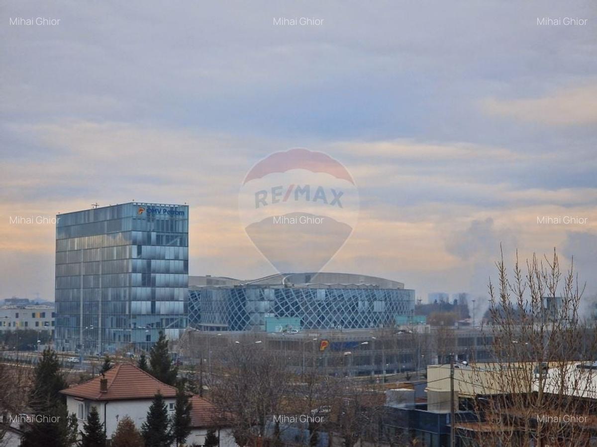 Apartament cu 5 camere semidecomandat în Dămăroaia - 9