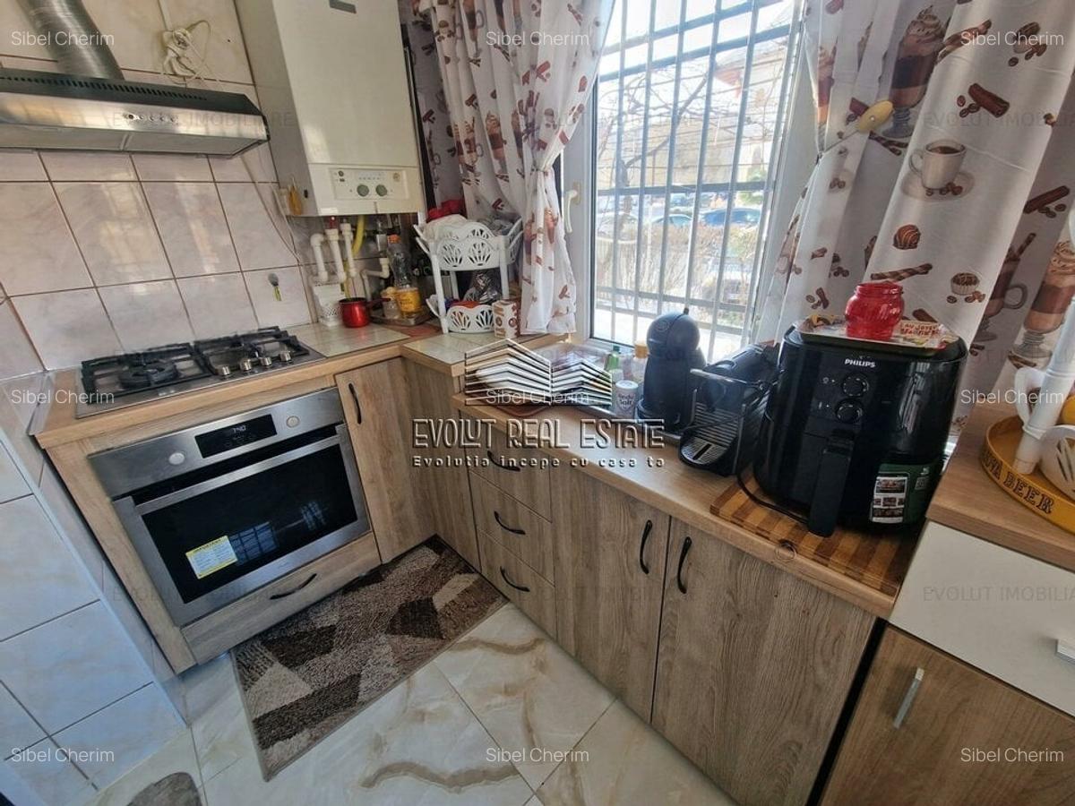 Apartament 3 camere de vanzare decomandat Inel 2 - 15