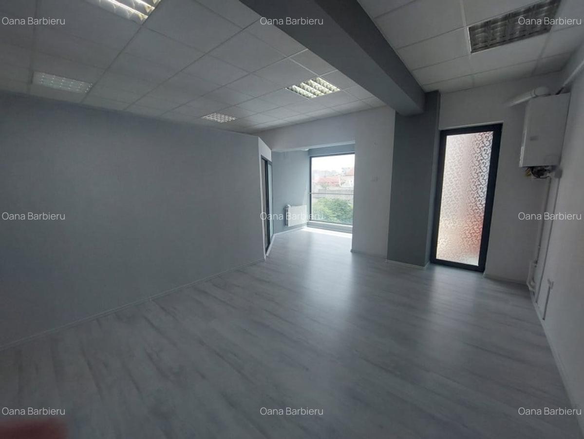 Bd. Mamaia , spatiu birouri, 47 mp. - 10
