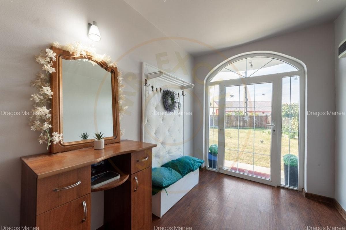 Casa cu teren generos si gradina spectaculoasa – Comuna Cuca, Arges! - 15