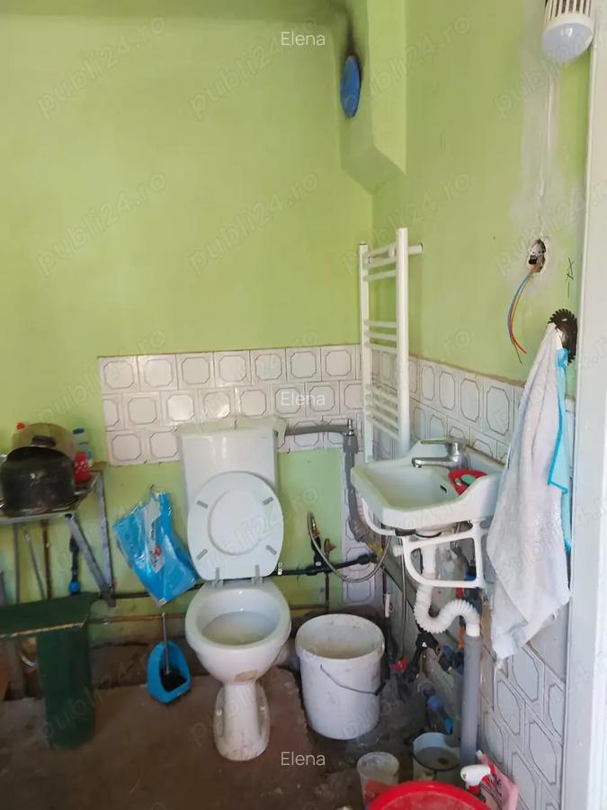 Vand casa in Sacel, la 15 km de Sibiu - 1