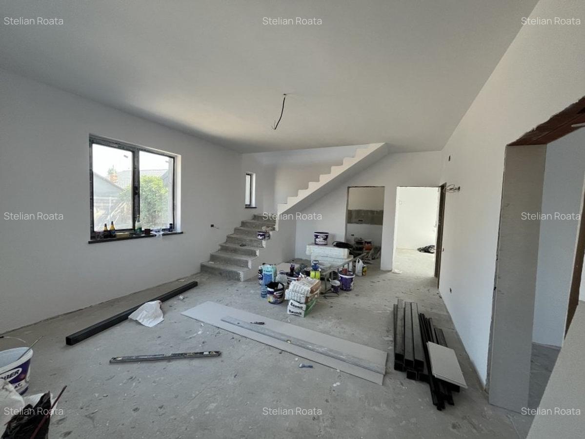 Exclusivitate! Vila moderna P+M, 7 camere, Valu lui Traian! - 3