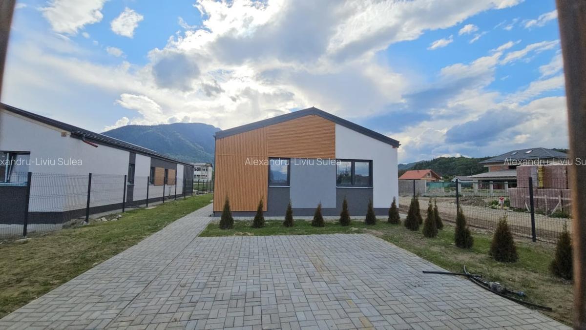 Casa individuala cu patru camere pe parter, Zarnesti - 2