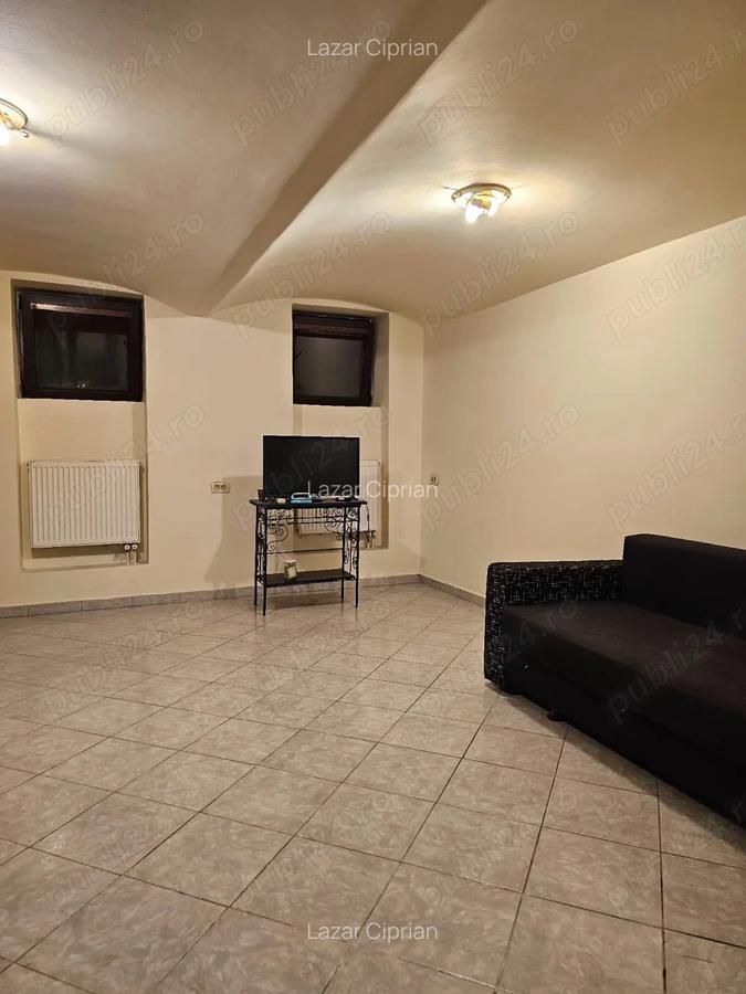 Apartament 1 camera, 43 mp, demisol - zona centrala - 4 Apartament 1 camera, 43 mp, demisol - zona centrala - 4