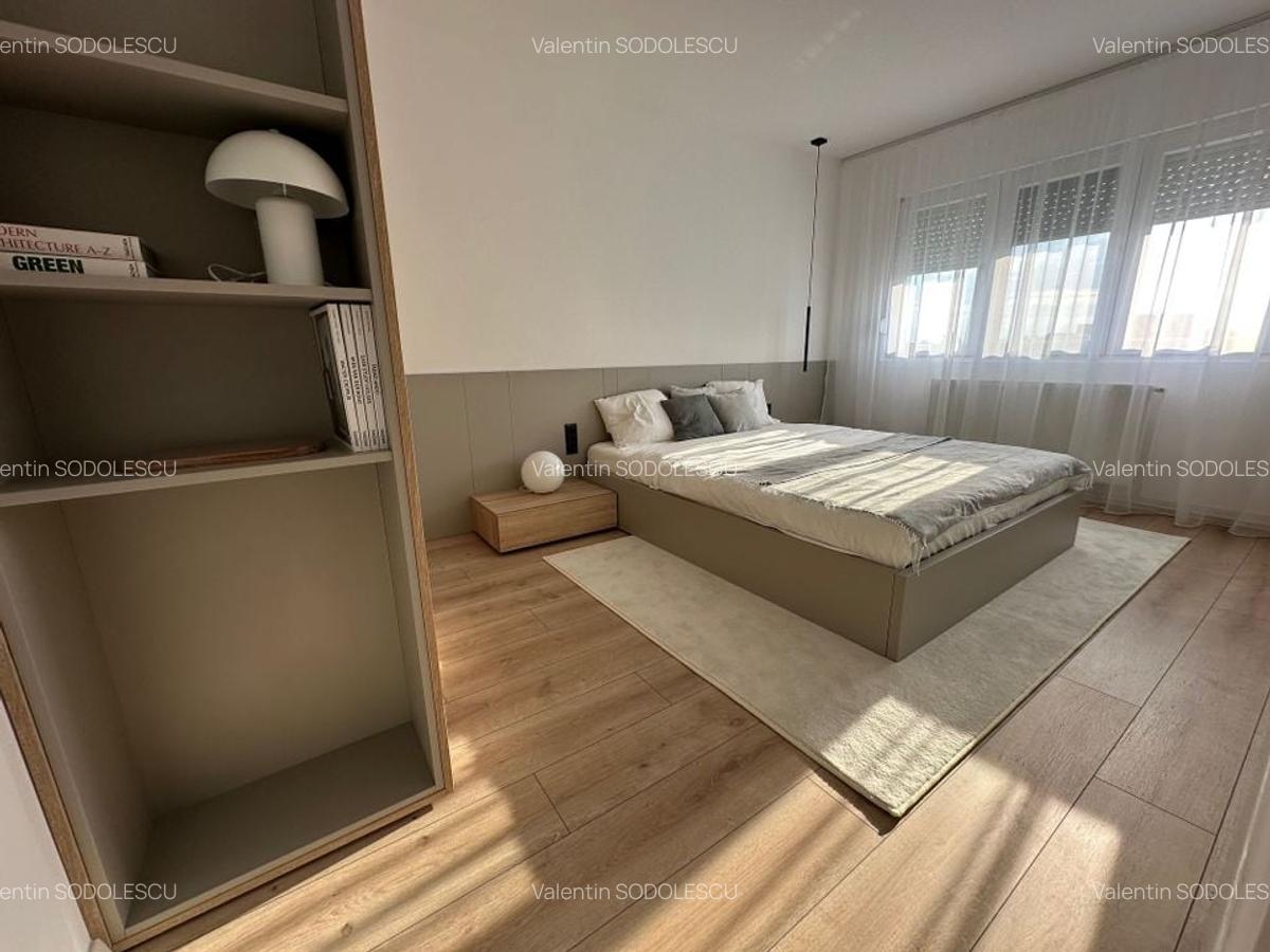 Apartament cu 3 camere semidecomandat în Circumvalațiunii - 14