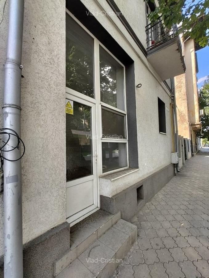 Spațiu Comercial stradal - horeca/vânzare - 3