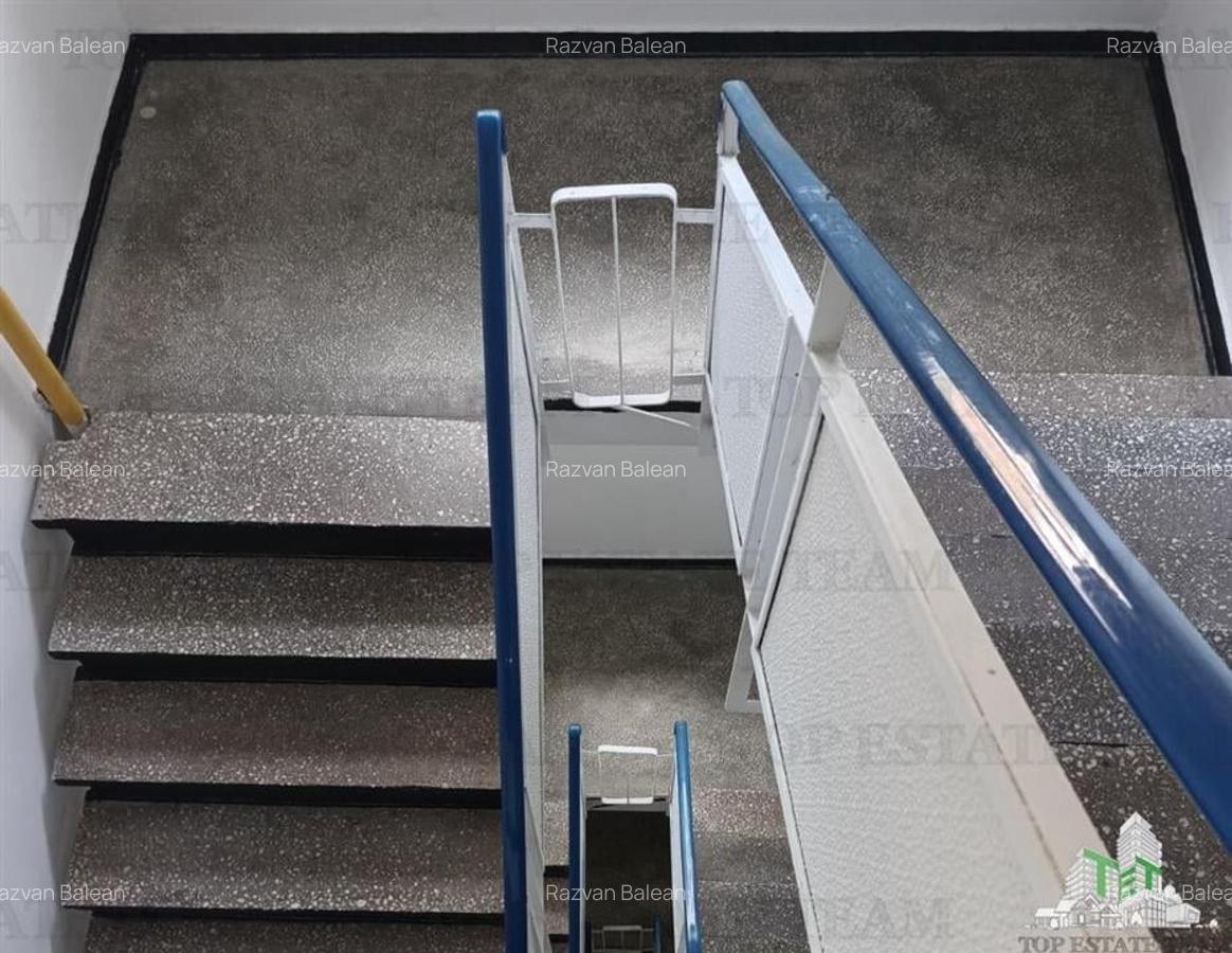 Apartament frumos intr-un bloc reabilitat, cu 3 camere si balcon in Dr. Taberei, - 8