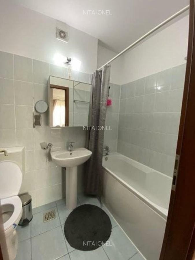 Apartament cu 2 camere semidecomandat, mobilat în 1 Decembrie 1918 - 4