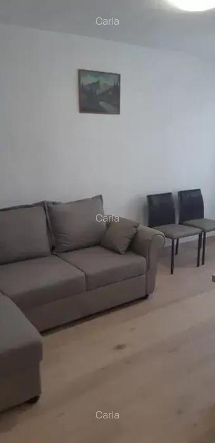 Ofer spre vanzare garsoniera in zona Eroi Revolutiei - 1