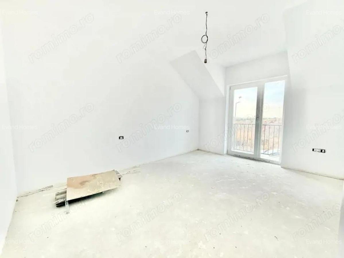 Duplex cu 4 camere si toate utilitatile - Mosnita - Drumul Boilor - 11