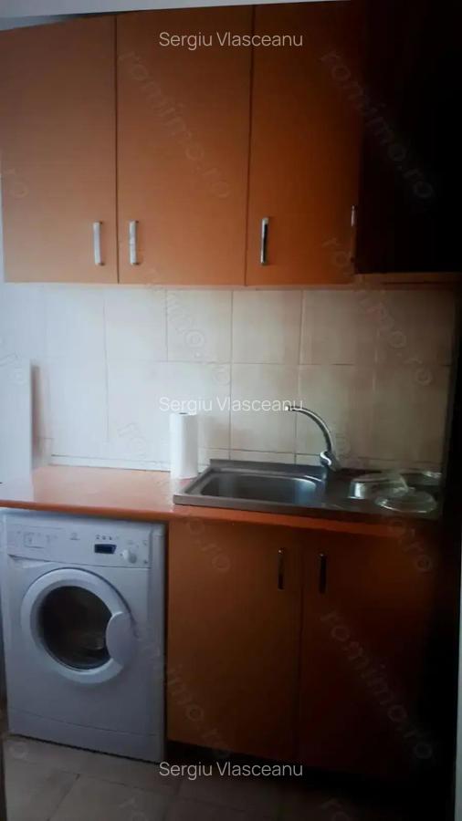 Garsoniera semidecomandata - 49.500 eur - 34mp - metrou Costin Georgian, Titan - 4