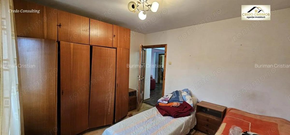 Vand apartament 4 cam cf 1 zona Govandari etajul 3 - 2