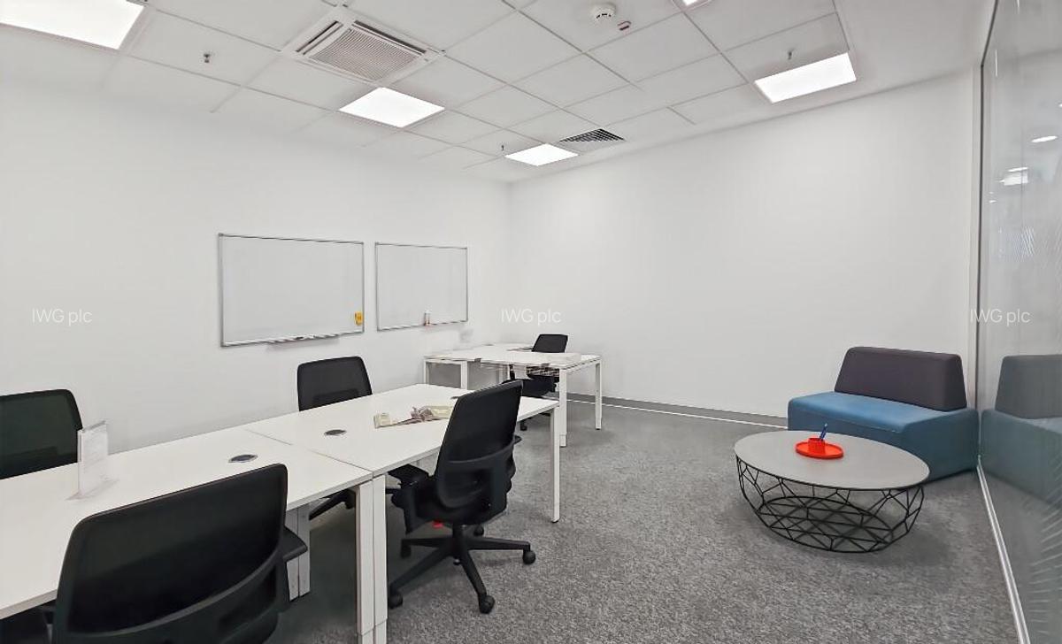 Birouri ce pot fi personalizate pentru 4 persoane in Spaces Campus 6 - 6