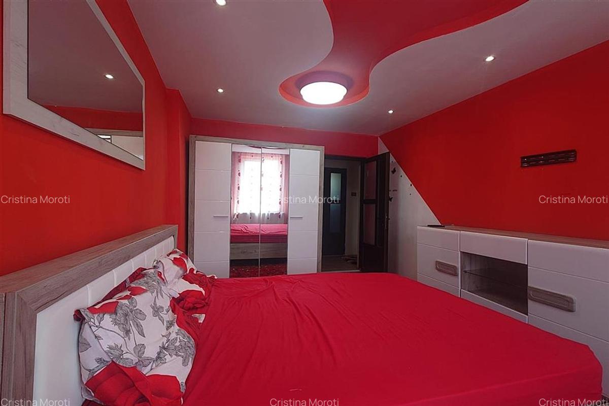 Apartament 2 camere Brad - 2