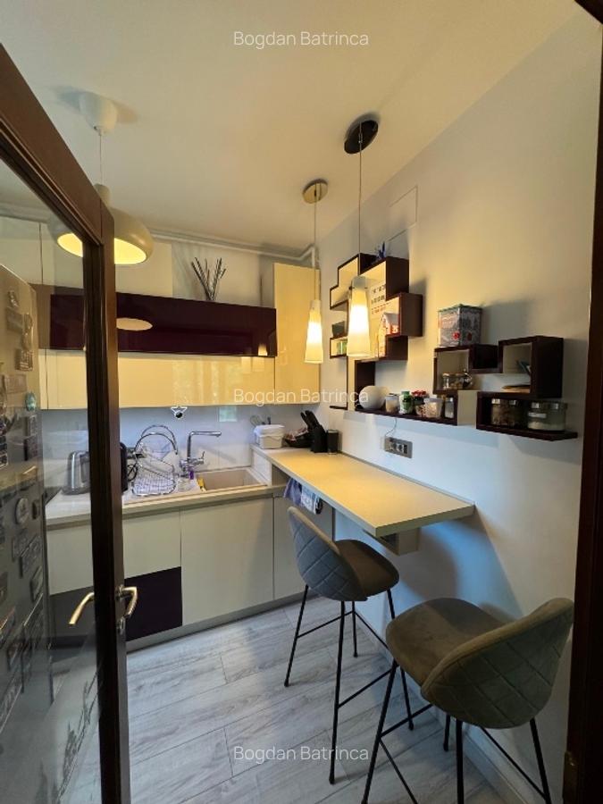 Apartament 3 camere complet utilat/mobilat Decebal/Alba Iulia + 2 locuri parcare - 5