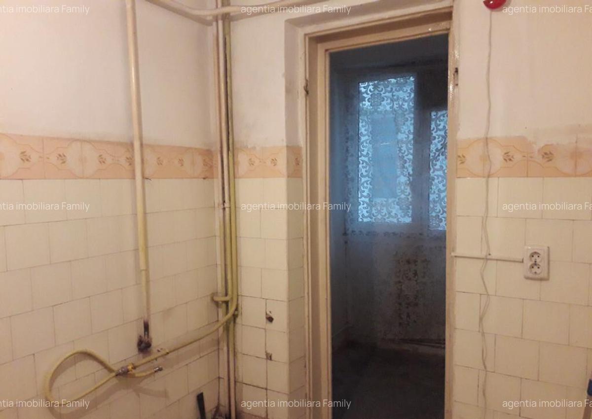 Apartament cu 2 camere decomandate Zona George Enescu - 3