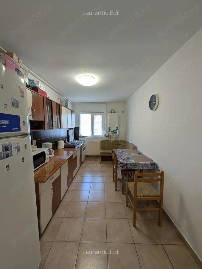Apartament cu 2 camere de inchiriat, zona ultracentrala Floresti - 6