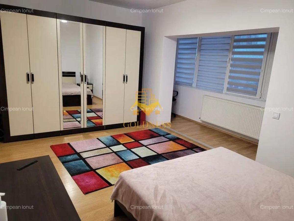 Apartament cu 3 camere semidecomandat, mobilat în Bună Ziua - 5
