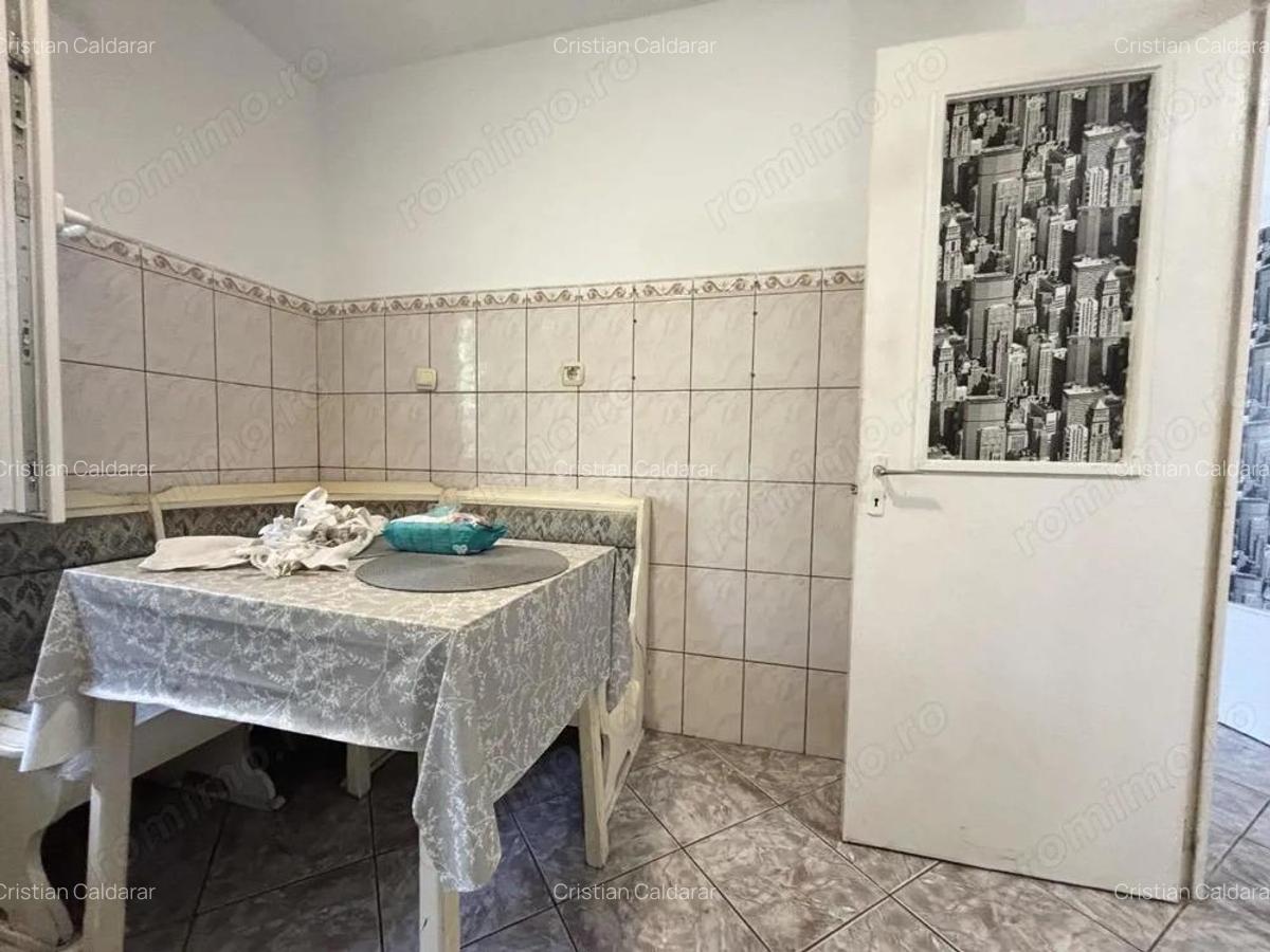 Apartament 2 camere decomandat - parter - zona Ramada - 7