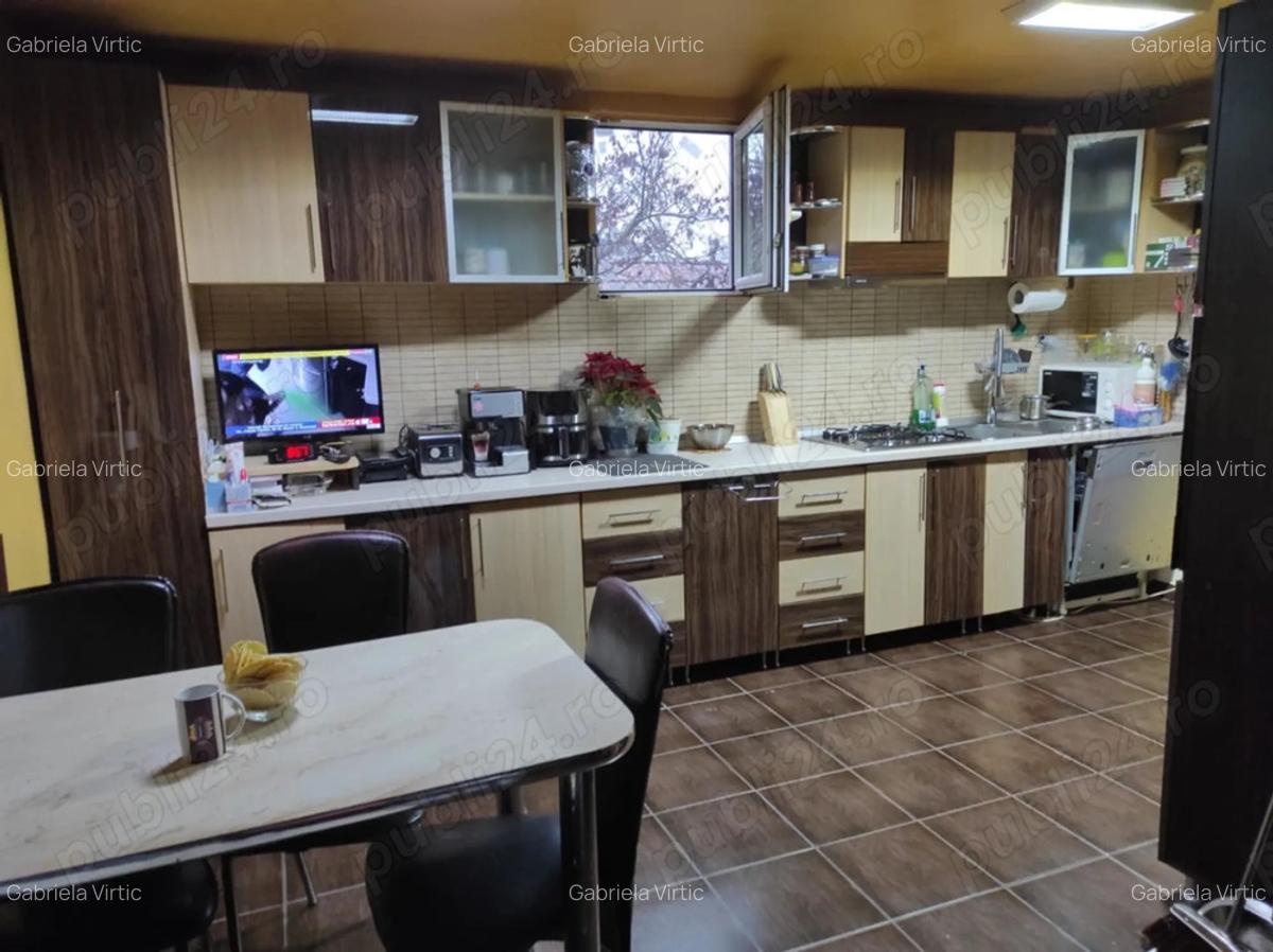 Casa de vanzare cu teren - 6