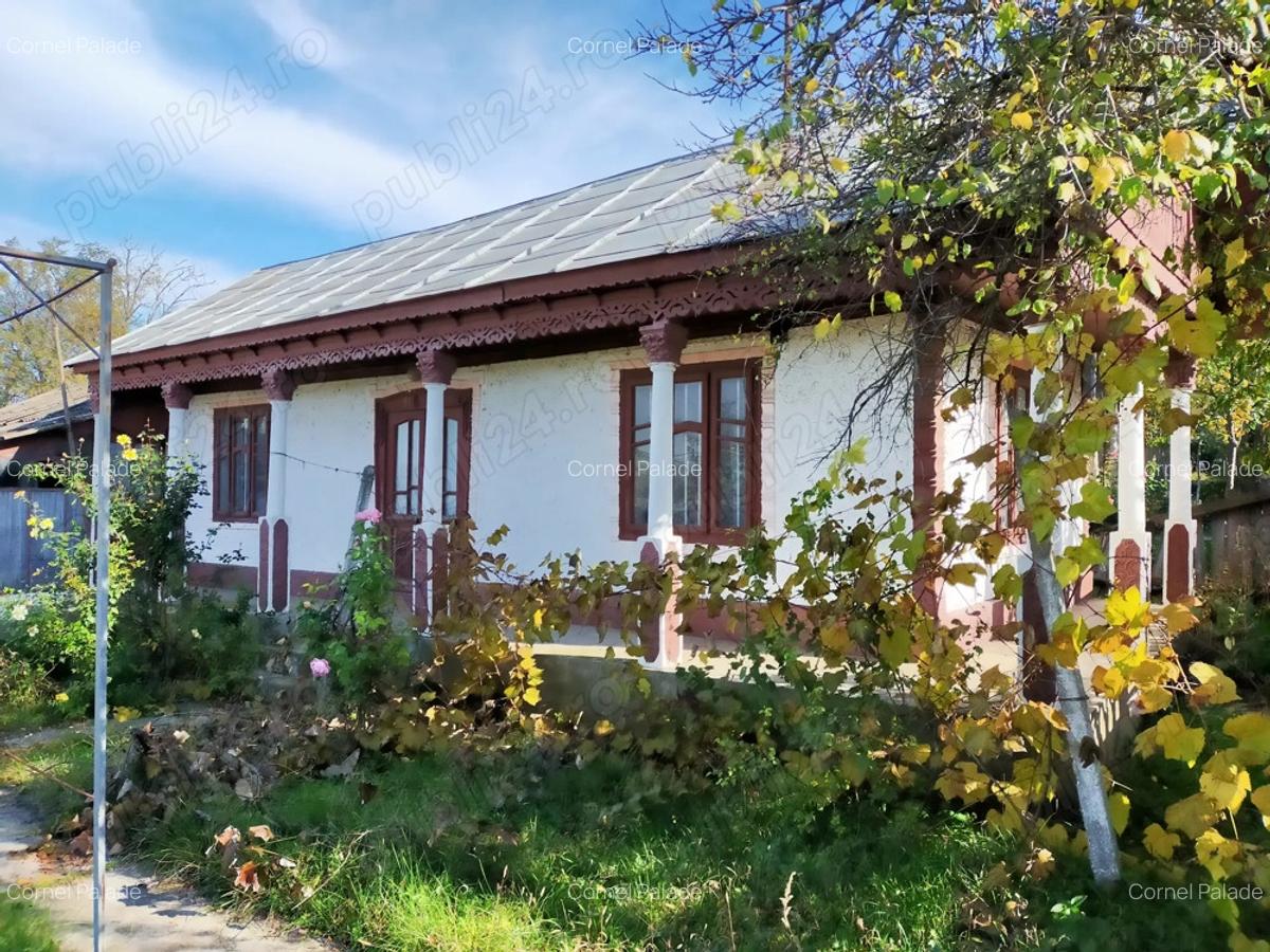 Casa+teren de vanzare - 1