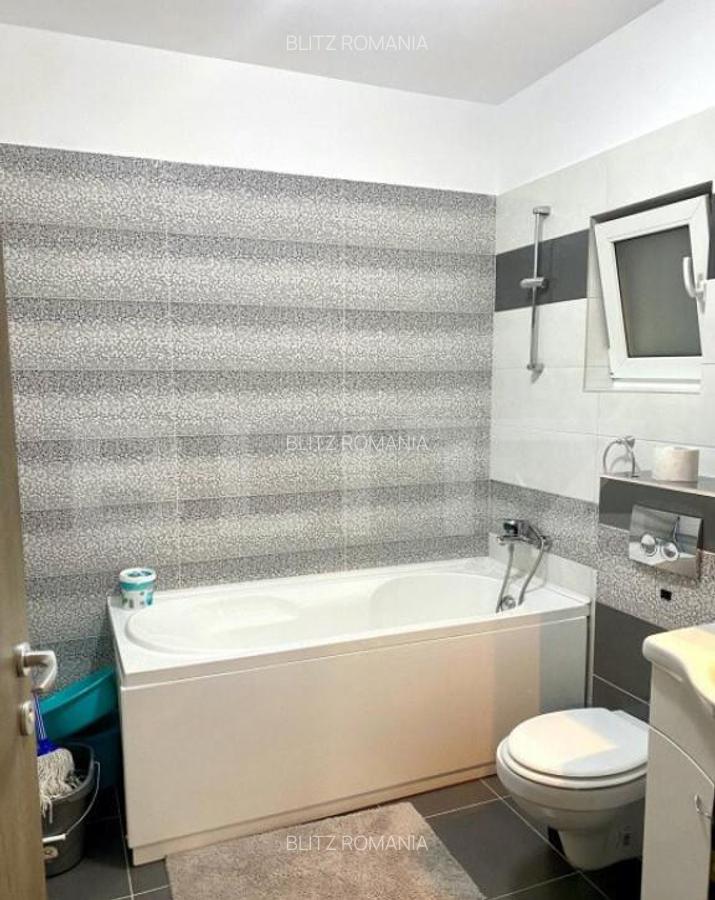 Apartament de 3 camere, parcare, 80 mp, Complex Platinia, ca - 10