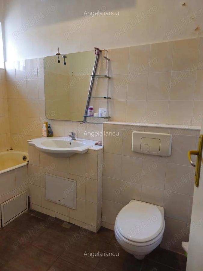 Apartament spatios cu 4 camere la Fantana Punctelor Cardinale - 2 Apartament spatios cu 4 camere la Fantana Punctelor Cardinale - 2