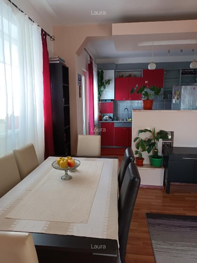 Apartament 3 camere, spatios si luminos - 4