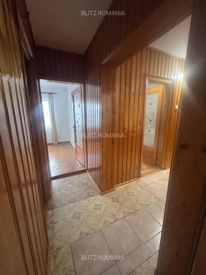 Apartament 2 camere. etaj intermediar, Radauti - 4
