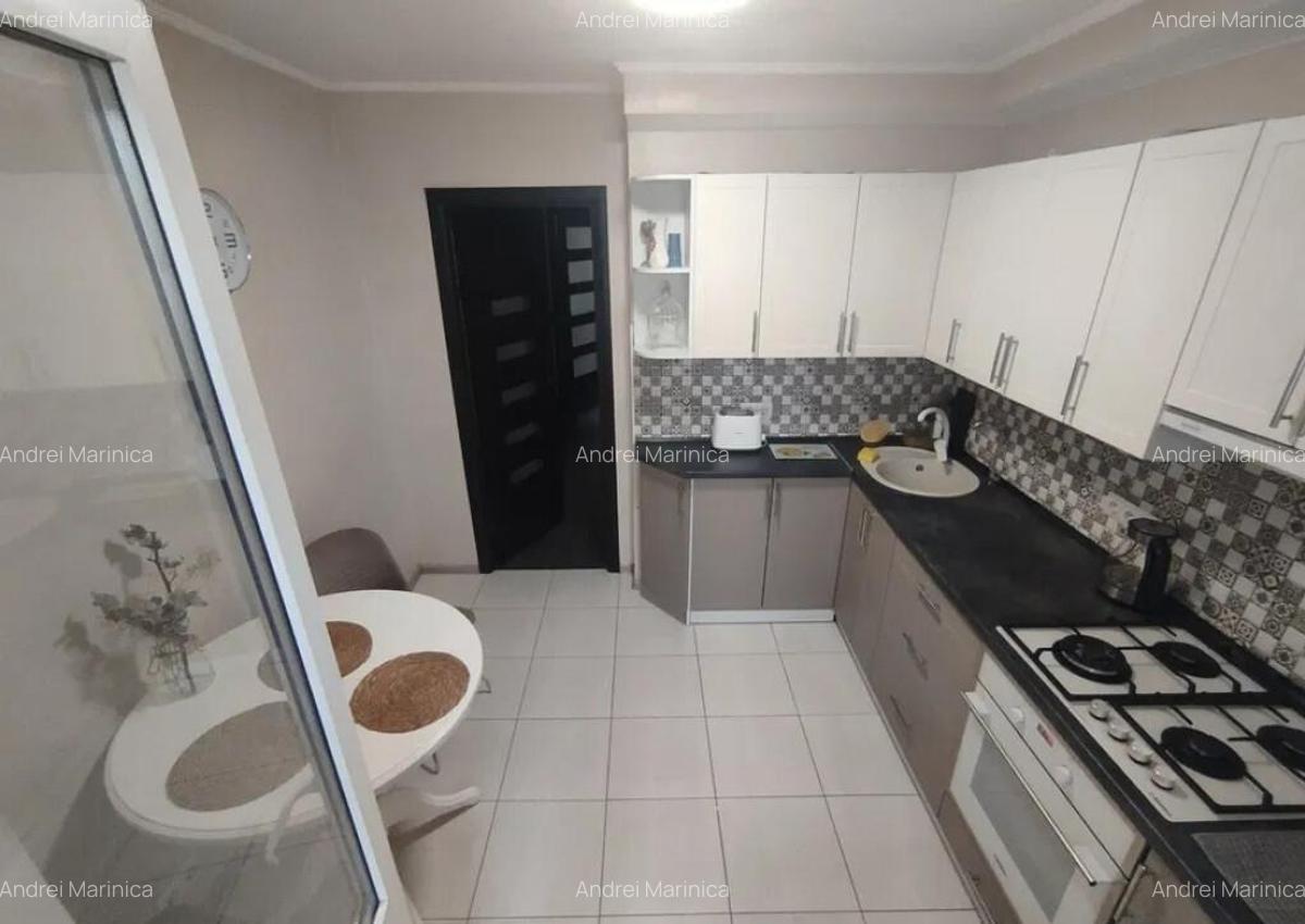 Apartament cu 3 camere de vanzare zona Drumul Sarii - 1