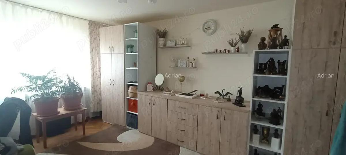 Apartament de vanzare 2 camere,tip PB,et. 2,Nufarul - 1