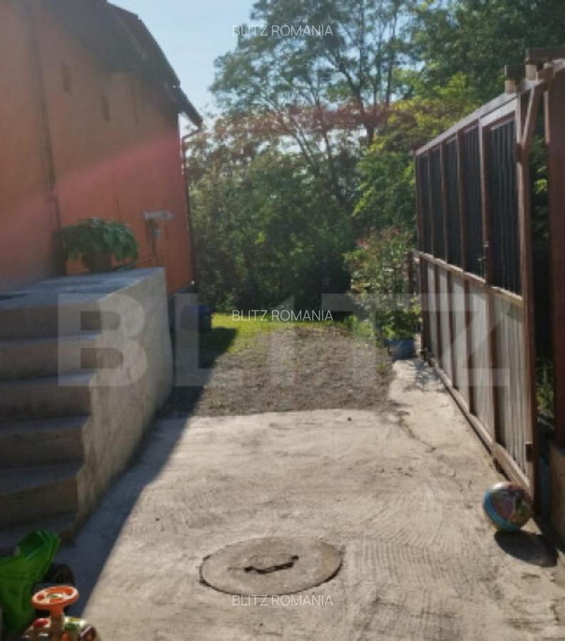 Casa 3 camere SI GRADINA 550mp in vatra satului TARLUNGENI - 9