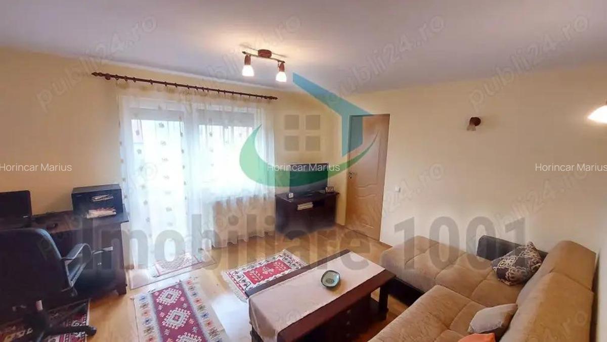 Zona Cicarlau, casa ?i anexe, teren 1000 mp - 16