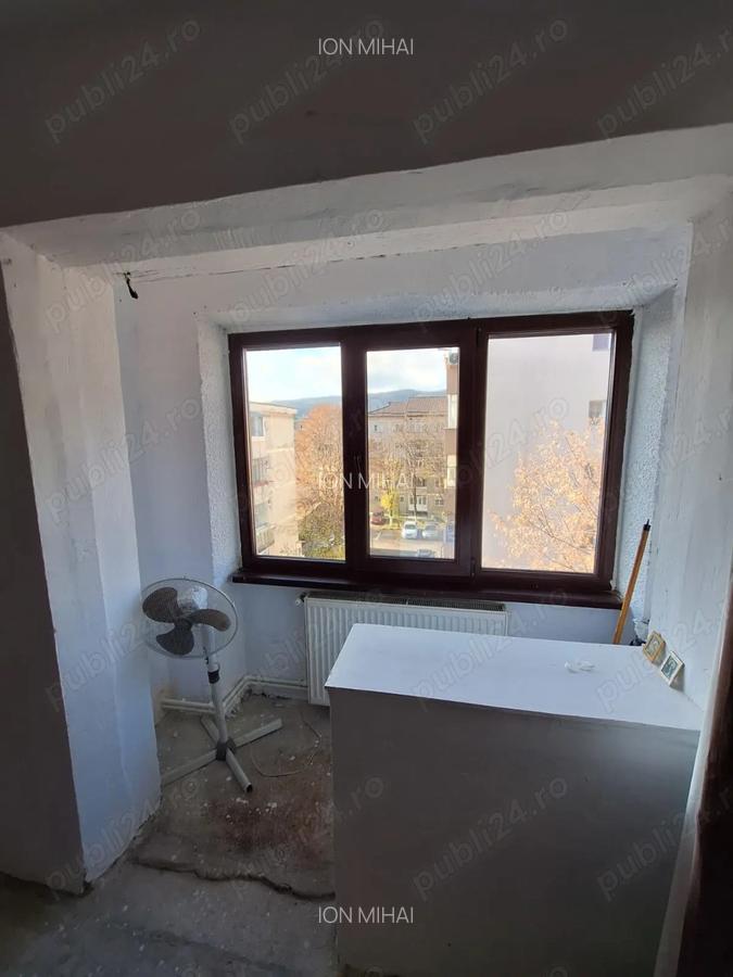 Garsoniera de vanzare la etaj intermediar la 5 min de Shopping City - 6