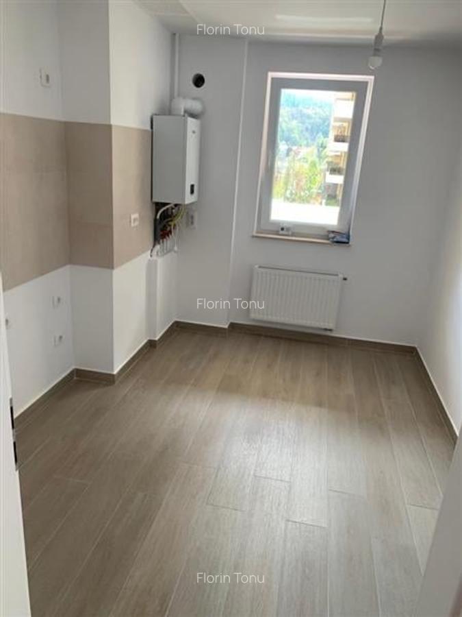 Apartament cu 3 camere decomandat, mobilat în Central - 6