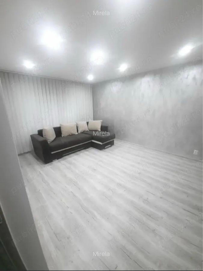 Vanzare apartament 2 camere, parter,  Rahova-Liberty Mall - 2