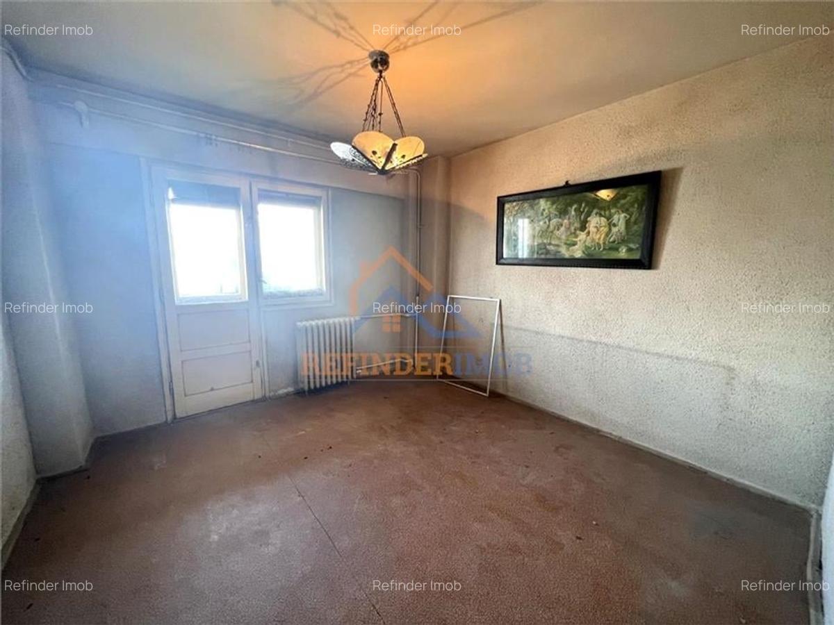 Vanzare Apartament 3 camere 2 bai, bloc din 1980 - Drumul Taberei - 3