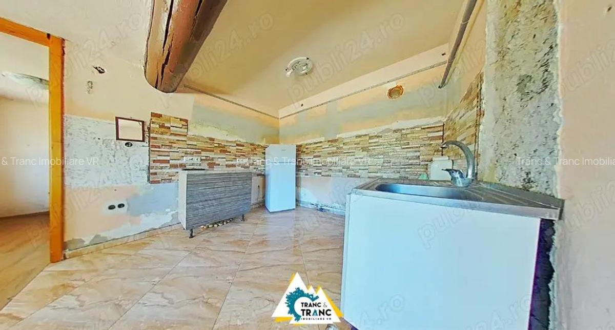 Casa spa?ioasa cu 3 camere in comuna Vladimirescu aproape de Arad - 11