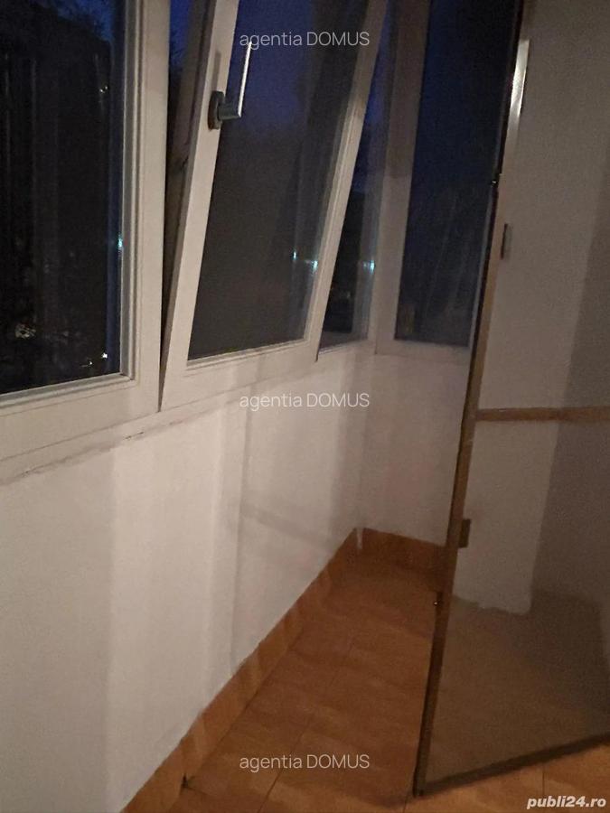 3 decomandate 1 MAI,etaj 1,centrala, 2 balcoane,renovat - 5