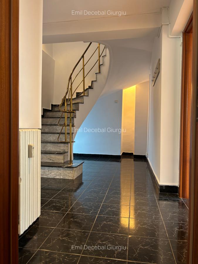 DUPLEX superb,DECEBAL,monolit,stradal,et 6+7/8,123mp+acces unic terasa 40mp - 4