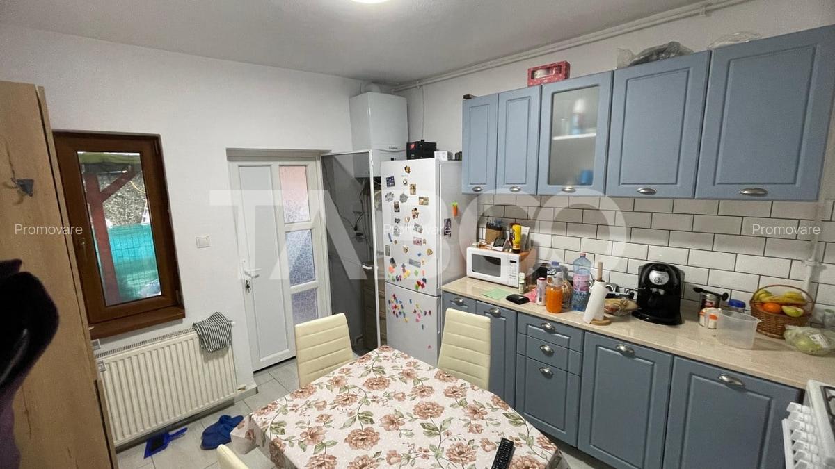 Casa cu curte de vanzare mobilata si  renovata -  mutare imediata - 9